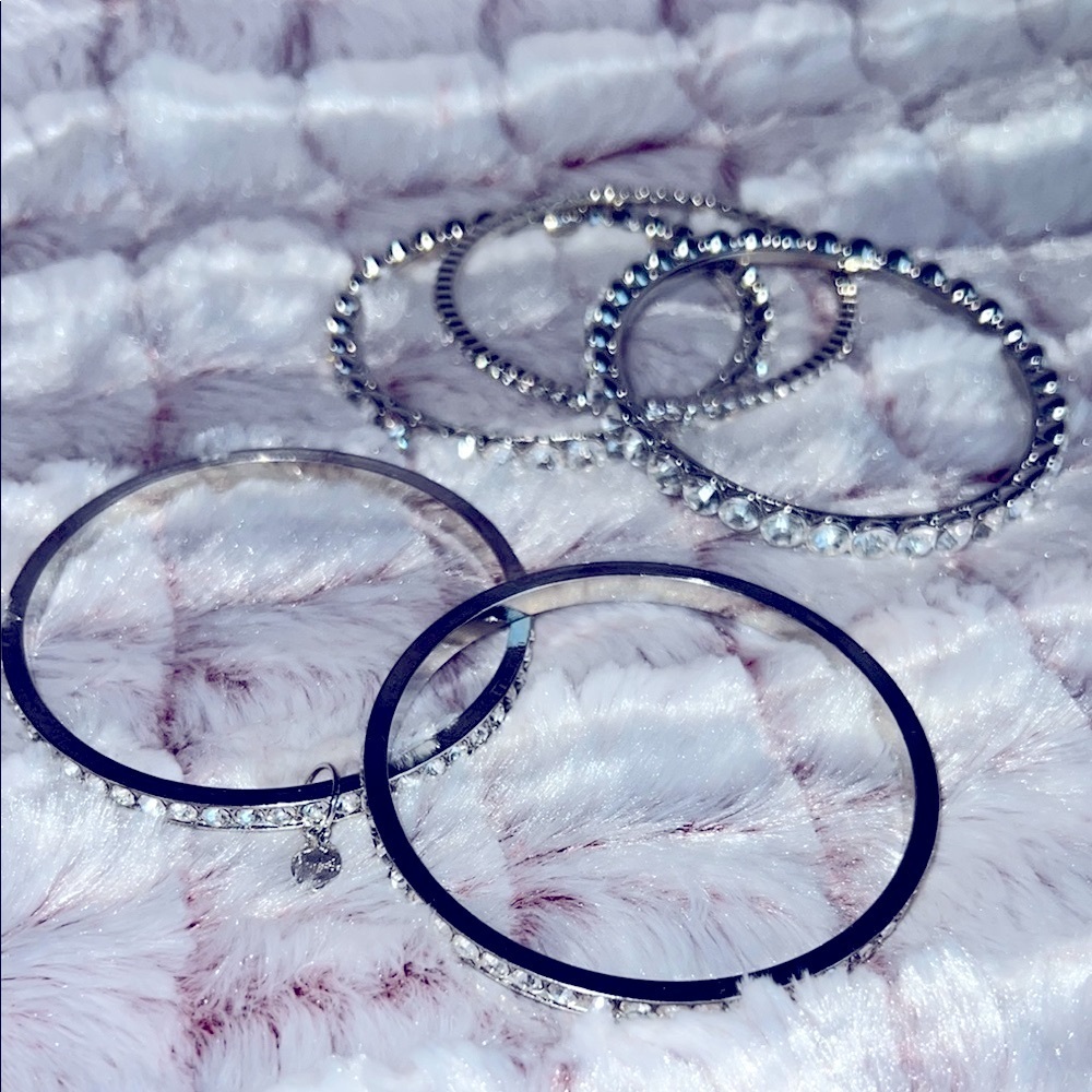 Silver Beaded Bracelet Set with Smooth Bands‎
